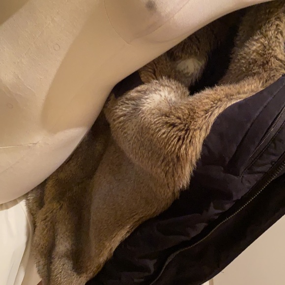 LIKE NEW BLACK FUR LINED BABATON PARKA - Picture 8 of 9